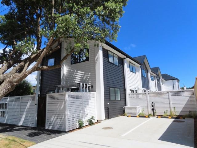 House for rent in Days Bay, Wellington