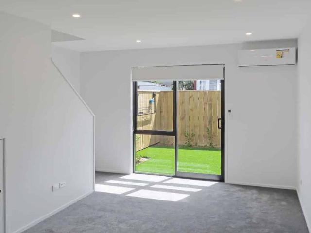 Townhouse for rent in Days Bay, Wellington