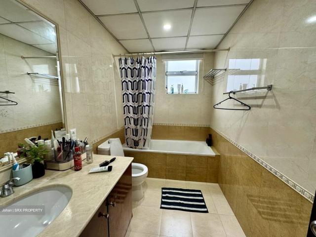 Apartment for sale in Marine Parade