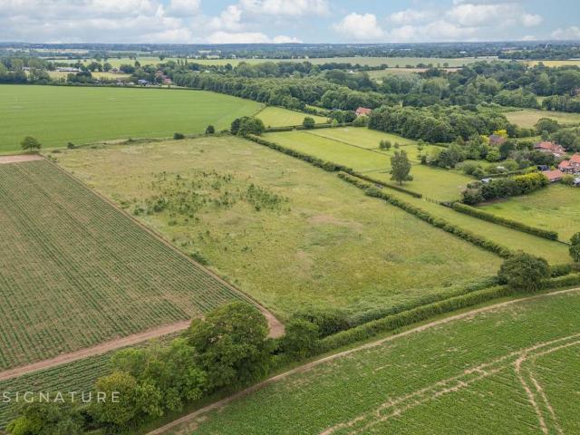 House for sale in Alby with Thwaite, Comers