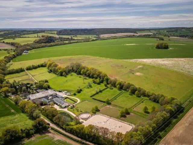House for sale in Barton Stacey, Hampshire