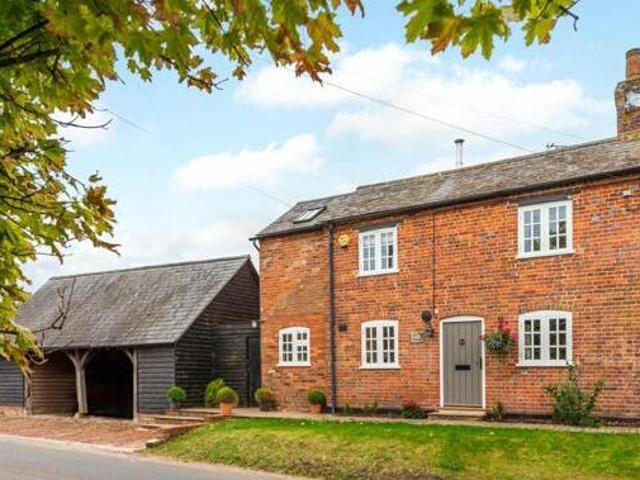 House for sale in Aylesbury, Buckinghamshire