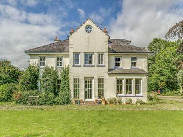 House for sale in Littlecote, West Sussex