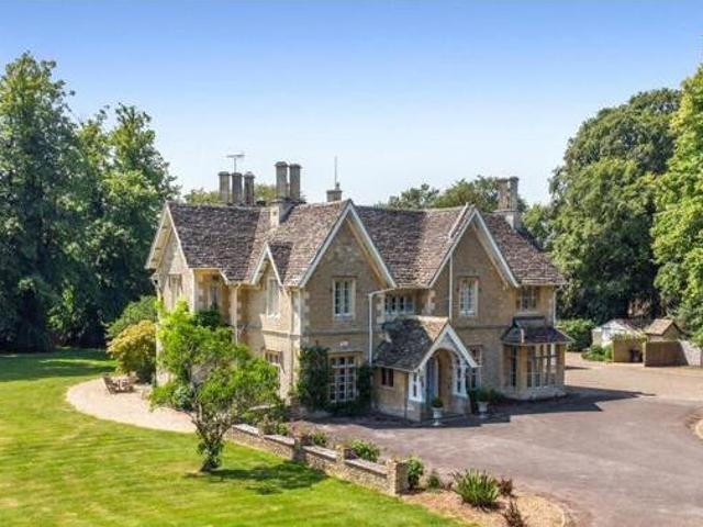House for sale in Siddington, Cotswold