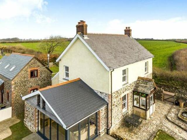 House for sale in Holsworthy, Torridge