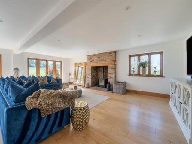 Property for sale in Allington, Midway