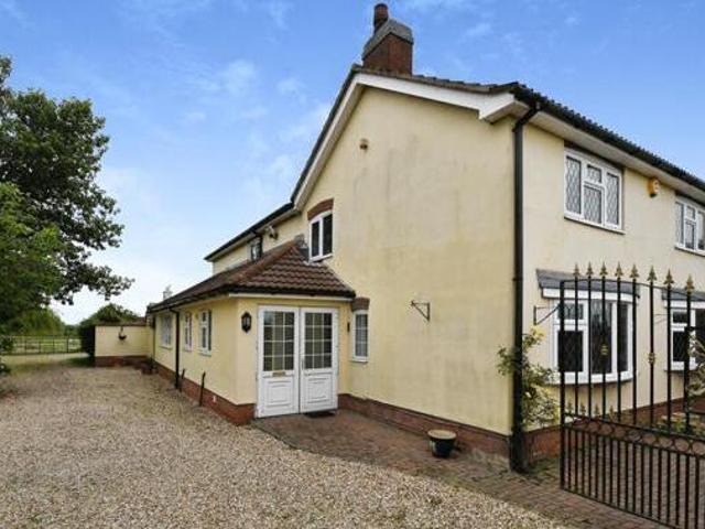 House for sale in Lyons, Greater London