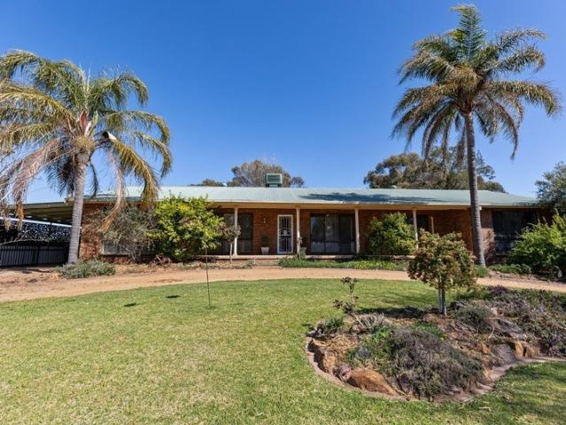 Acreage for sale in West Wyalong, New South Wales