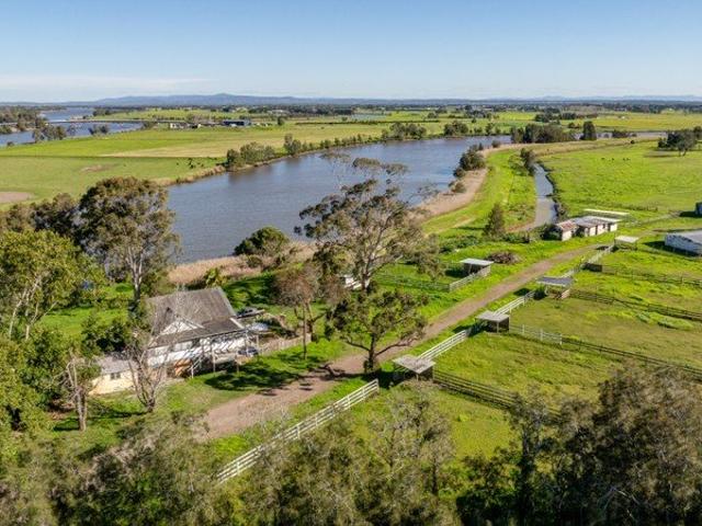 Cottage for sale in Raymond Terrace, Newcastle-Maitland