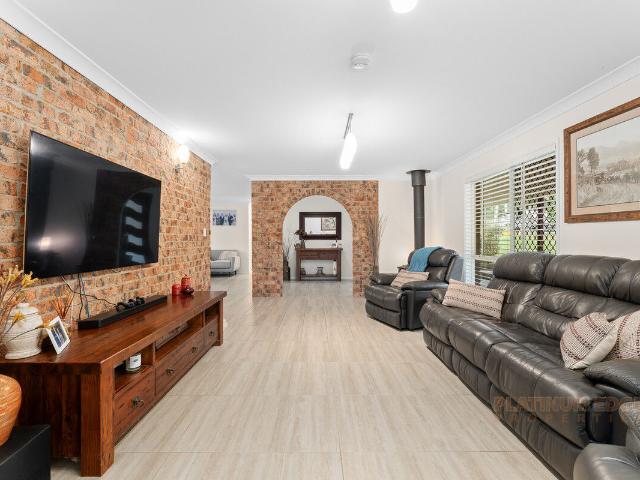 Cottage for sale in Tamborine