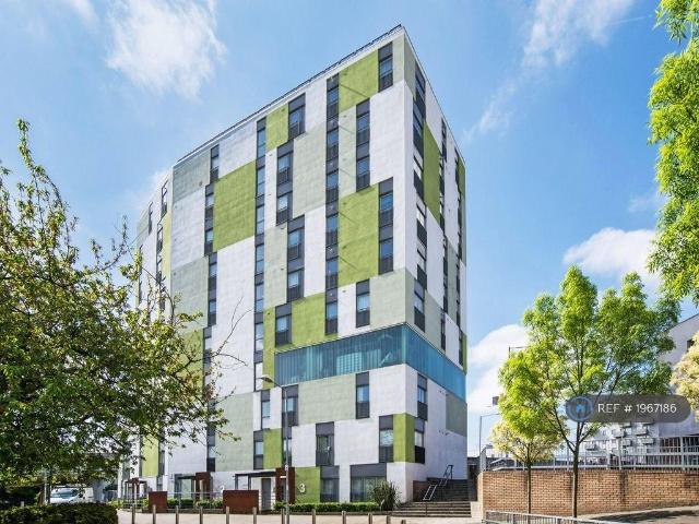 Apartment for rent in London Borough of Barking and Dagenham, Greater London