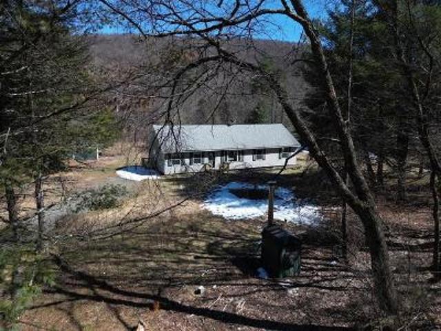 House for sale in Lakewood, Pennsylvania