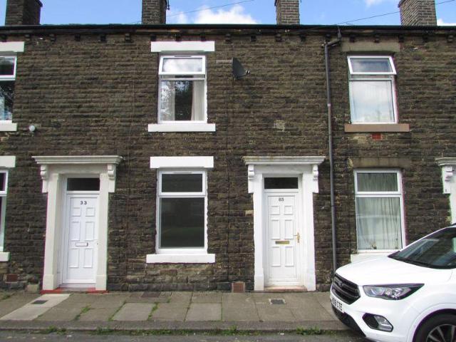 House for rent in Lady House, Burnedge