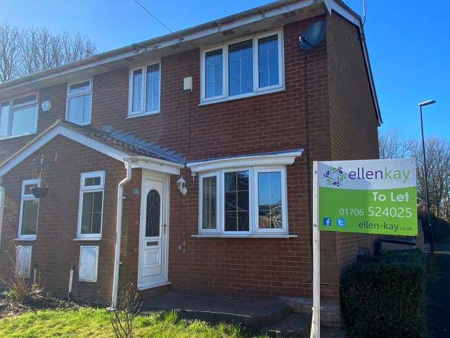 House for rent in Lady House, Burnedge