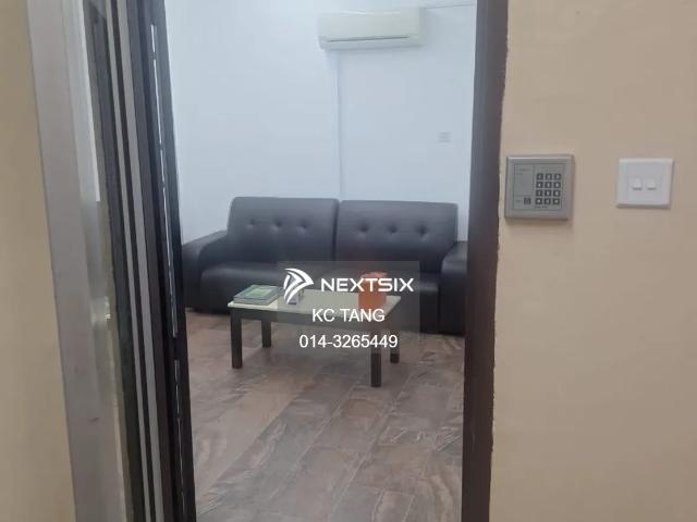 Shop for rent in Sibu Laut