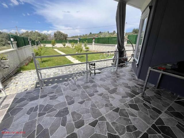 Buca, İzmir içerisinde satılık Dükkan