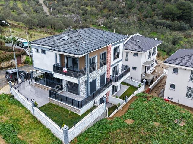 Burhaniye, Balikesir içerisinde satılık Villa