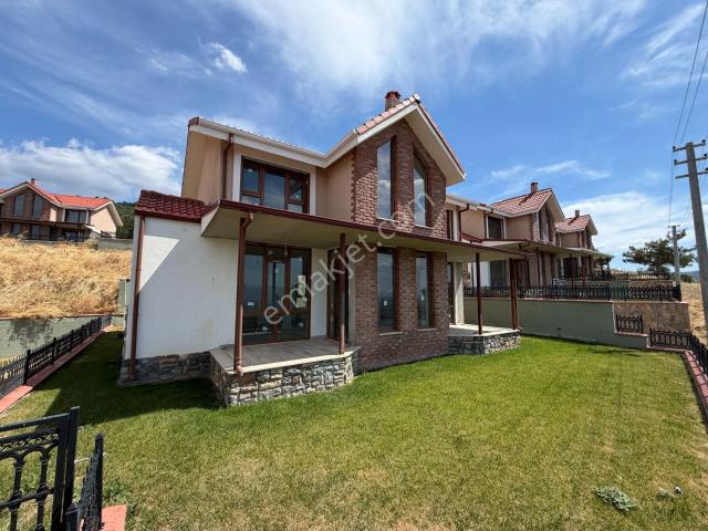Burhaniye, Balikesir içerisinde satılık Villa