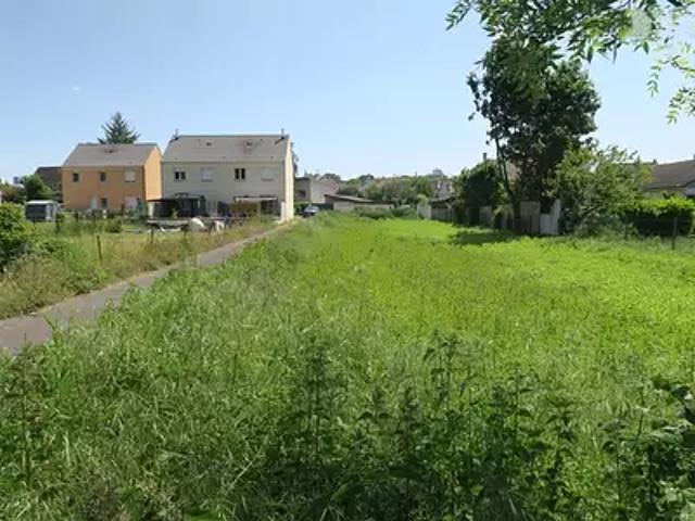 Terrain vente à Pontoise, Eragny