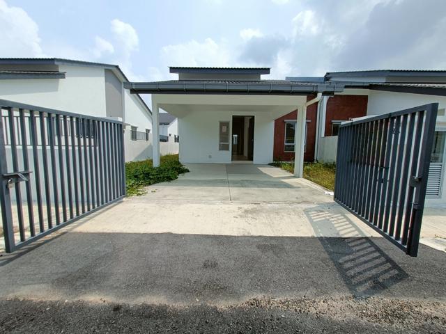Residential House for sale in Sendayan Village, Negeri Sembilan
