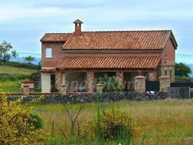 Casa en alquiler en Masueco
