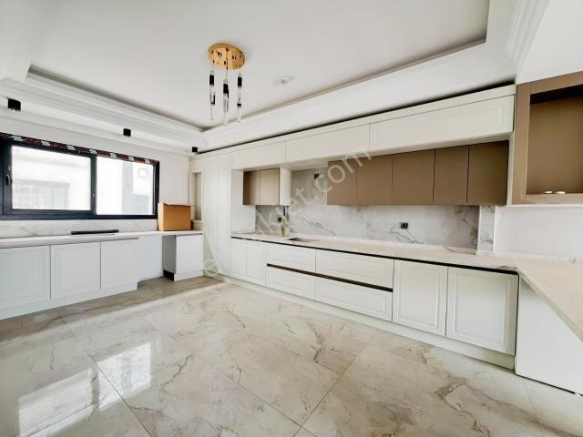Barış Mahallesi, Kayapınar içerisinde satılık Villa