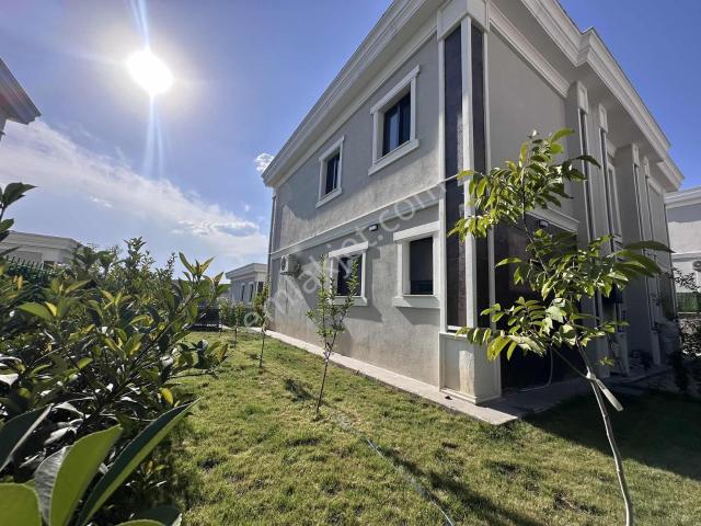 Aziziye Mahallesi, Yenişehir içerisinde satılık Villa