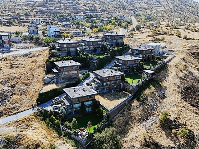 Talas, Kayseri içerisinde satılık Villa