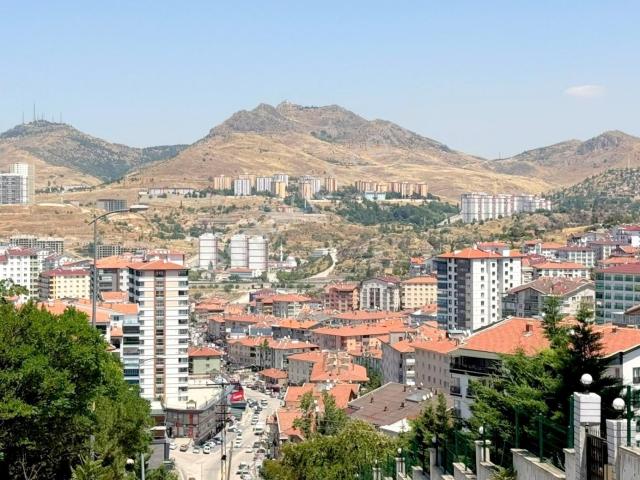 Fahri Korutürk Mahallesi, Mamak içerisinde kiralık mülk