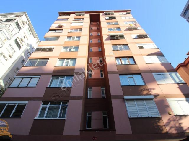 Kadiköy, İstanbul içerisinde kiralık mülk