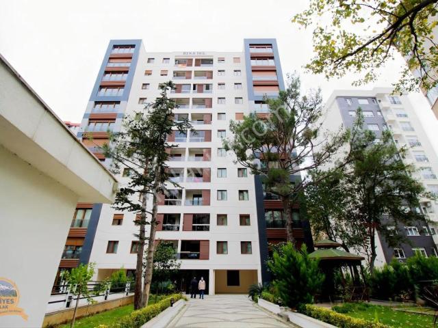 Kadiköy, İstanbul içerisinde kiralık mülk