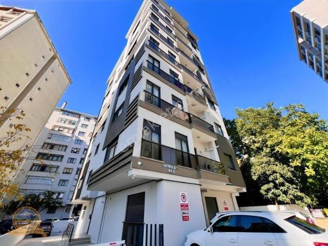 Kadiköy, İstanbul içerisinde kiralık mülk