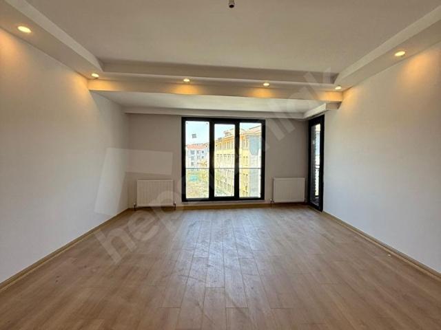 İstanbul içerisinde satılık mülk