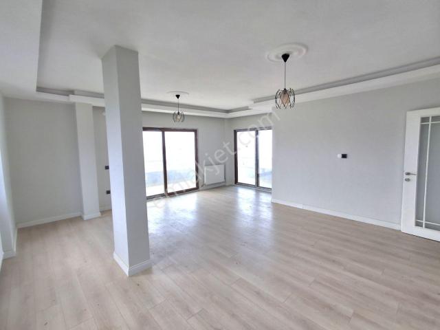 Erdek, Balikesir içerisinde satılık Bina