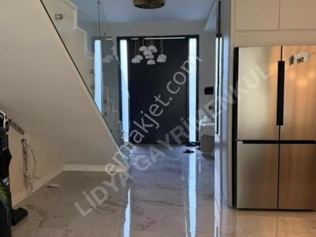 Erdemli, Mersin içerisinde satılık Villa