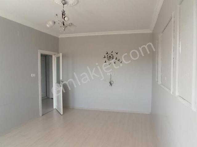 Pınarbaşı Mah., Besni içerisinde kiralık mülk