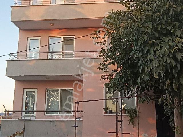 Erdoğmuş Köyü, Gediz içerisinde satılık mülk