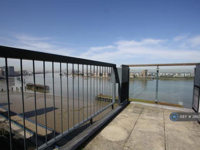 Apartment for rent in Greater London