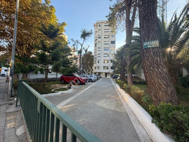 Erenköy Mahallesi, Kadıköy içerisinde satılık mülk
