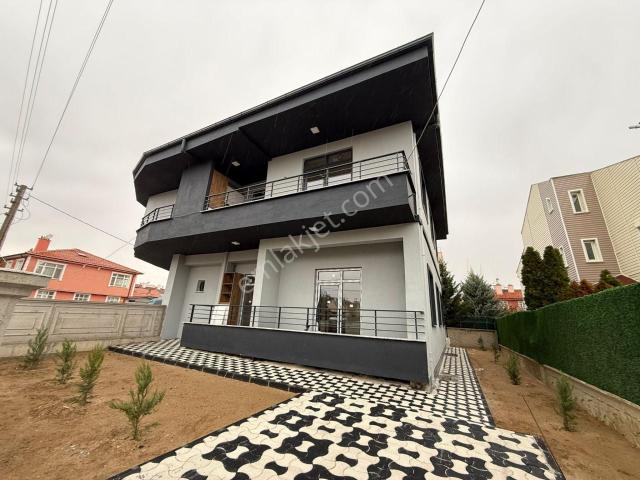 Selçuklu, Konya içerisinde satılık Bina