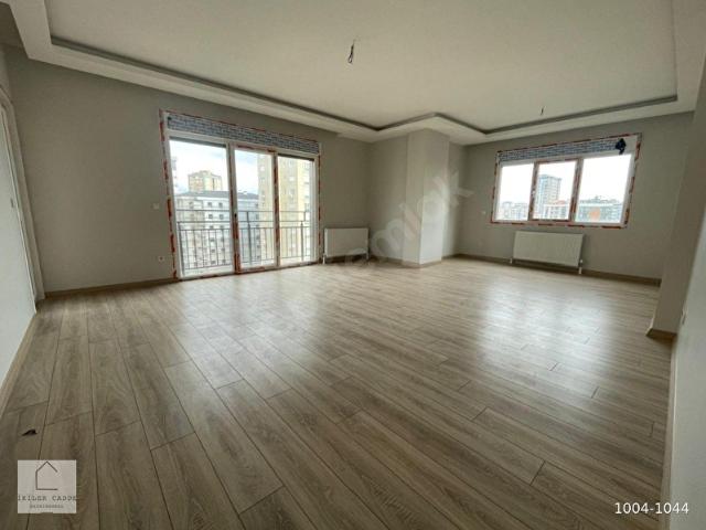 Kadiköy, İstanbul içerisinde satılık mülk