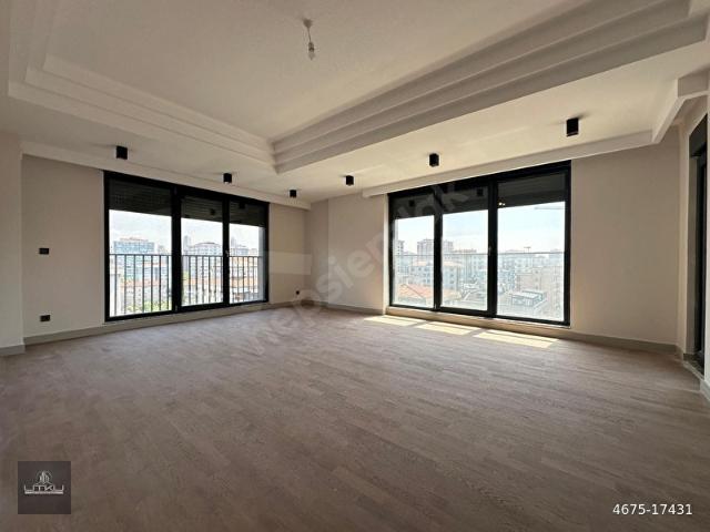Kadiköy, İstanbul içerisinde satılık mülk