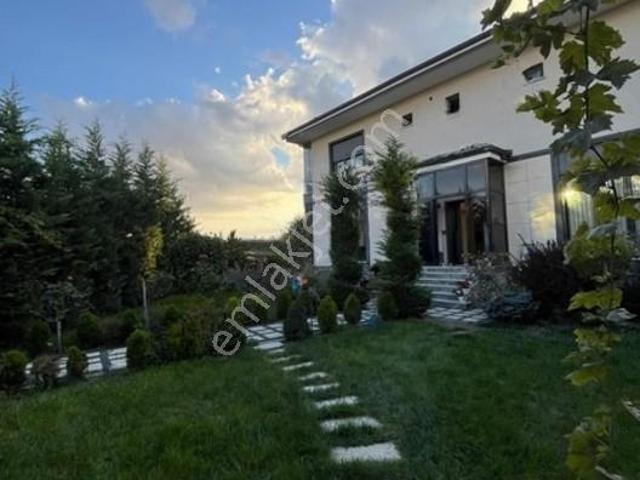 Konya, Selçuklu içerisinde satılık Villa