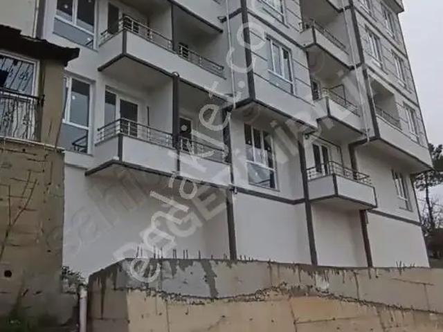 İzmit, Kocaeli içerisinde satılık mülk