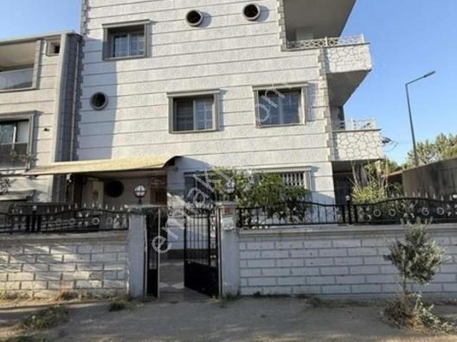 Turgutlu, Manisa içerisinde satılık Villa