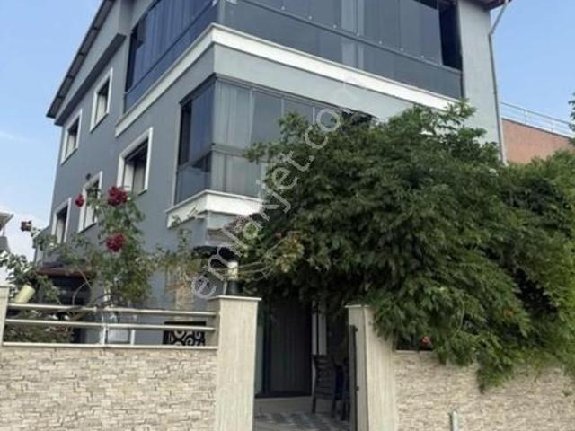 Turgutlu, Manisa içerisinde satılık Villa