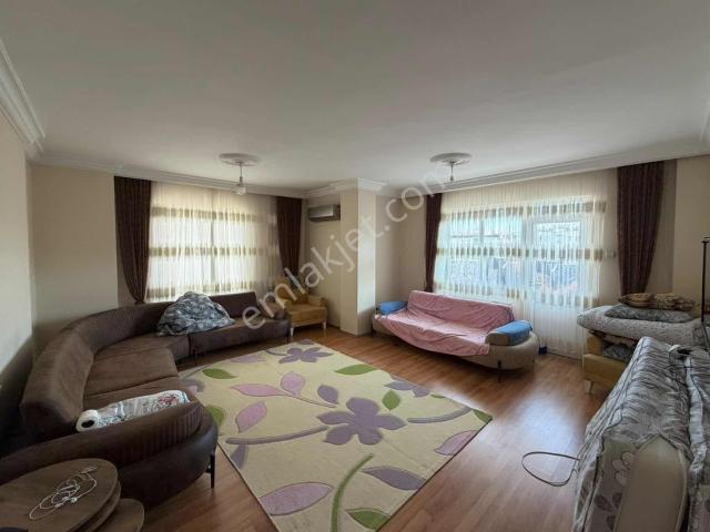 Yenişehir, Mersin içerisinde kiralık mülk