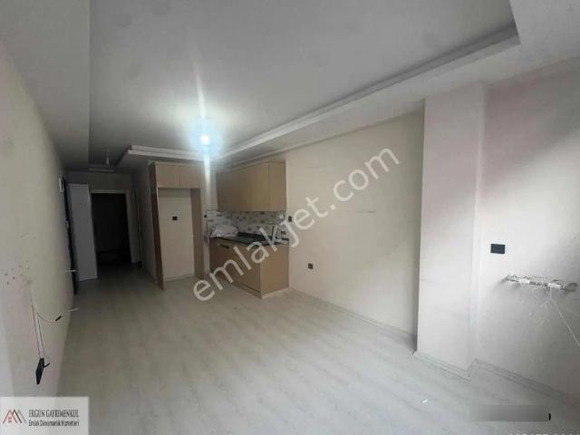 Yenişehir, Mersin içerisinde kiralık mülk