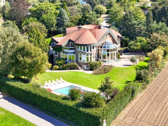 Einfamilienhaus kaufen in Sullens, Waadt