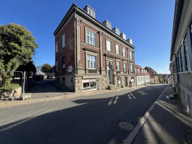 Erhvervsejendom til leje i Viborg, Århus
